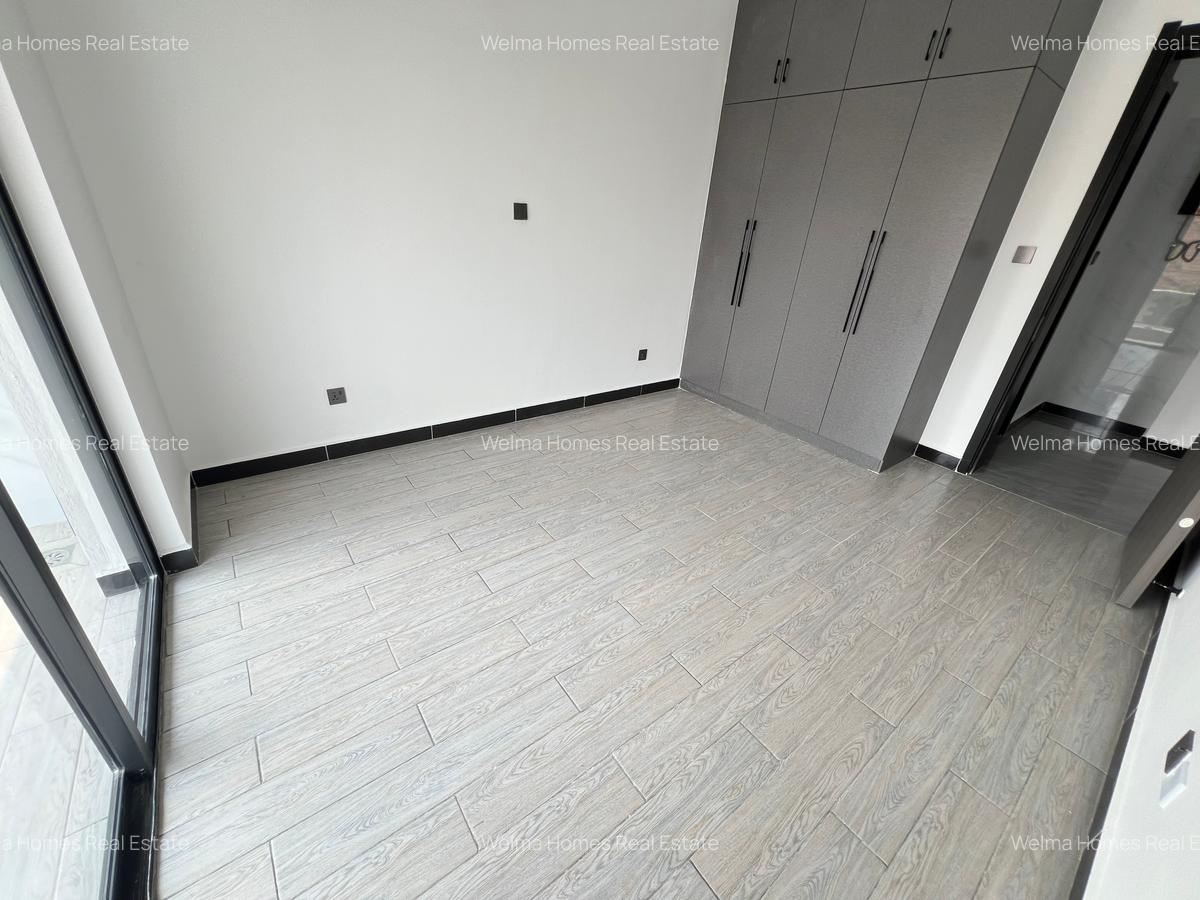 1 Bed Apartment with En Suite in Lavington - 8