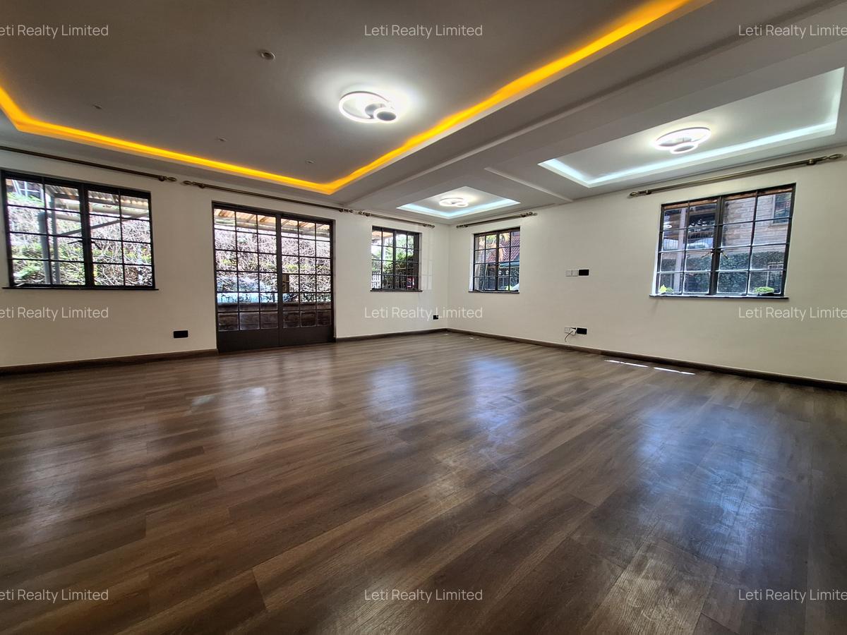 4 Bed Townhouse with En Suite in Lavington - 3