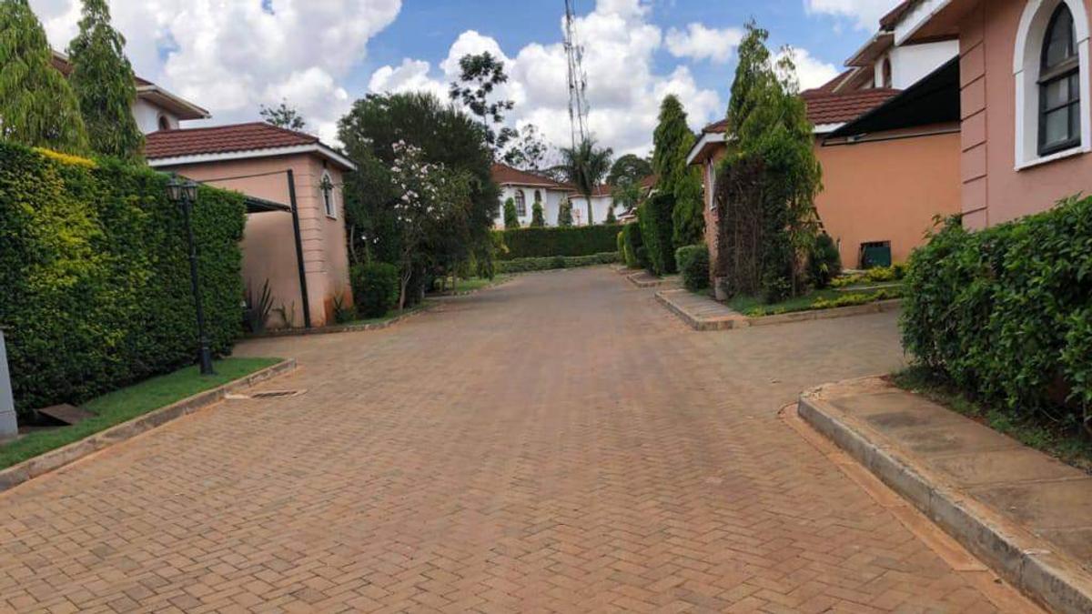 4 Bed Townhouse with En Suite in Kiambu Road - 15