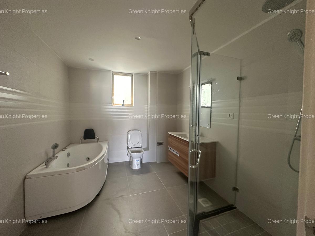 Serviced 3 Bed Apartment with En Suite in Kileleshwa - 3