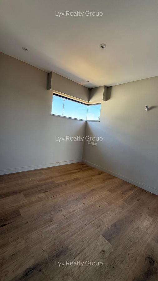 4 Bed Townhouse with En Suite in Runda - 9