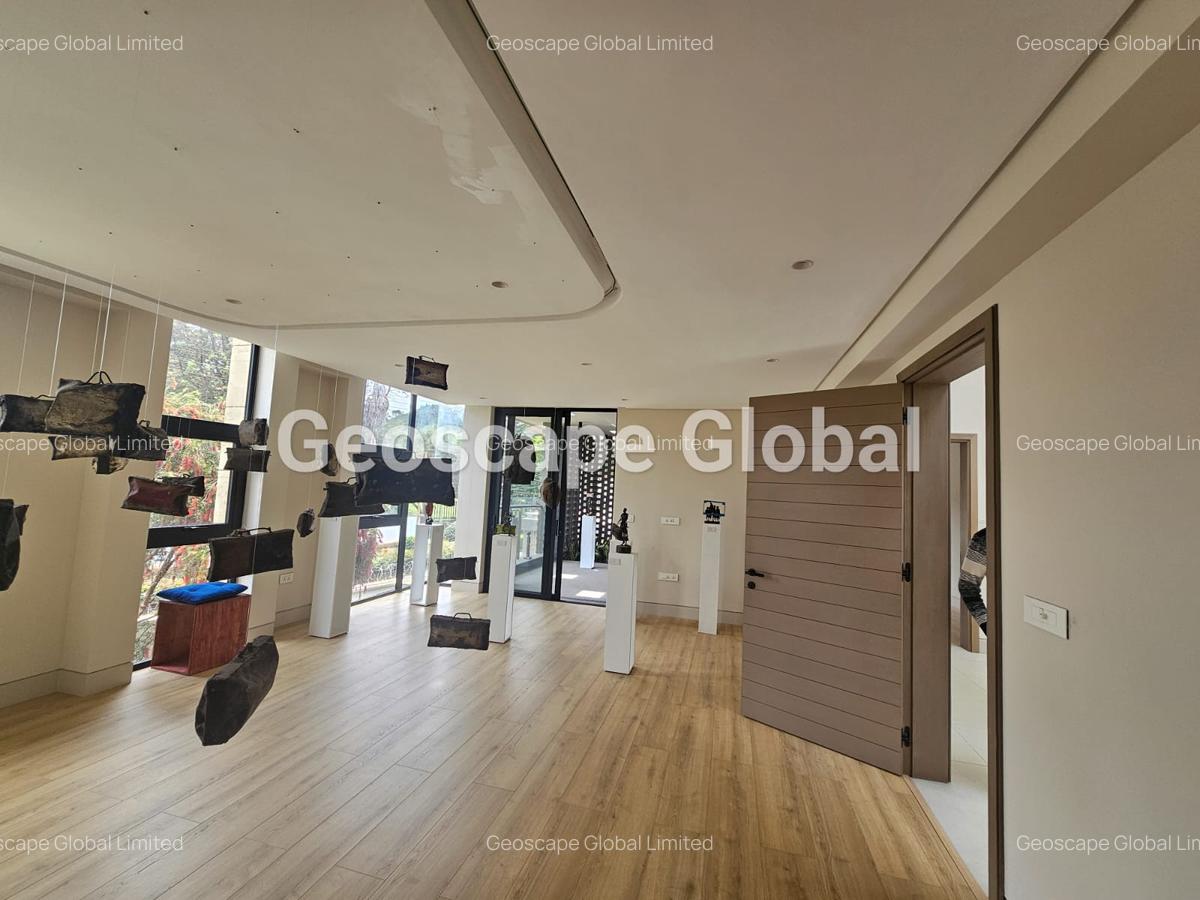 4 Bed Townhouse with En Suite in Spring Valley - 8