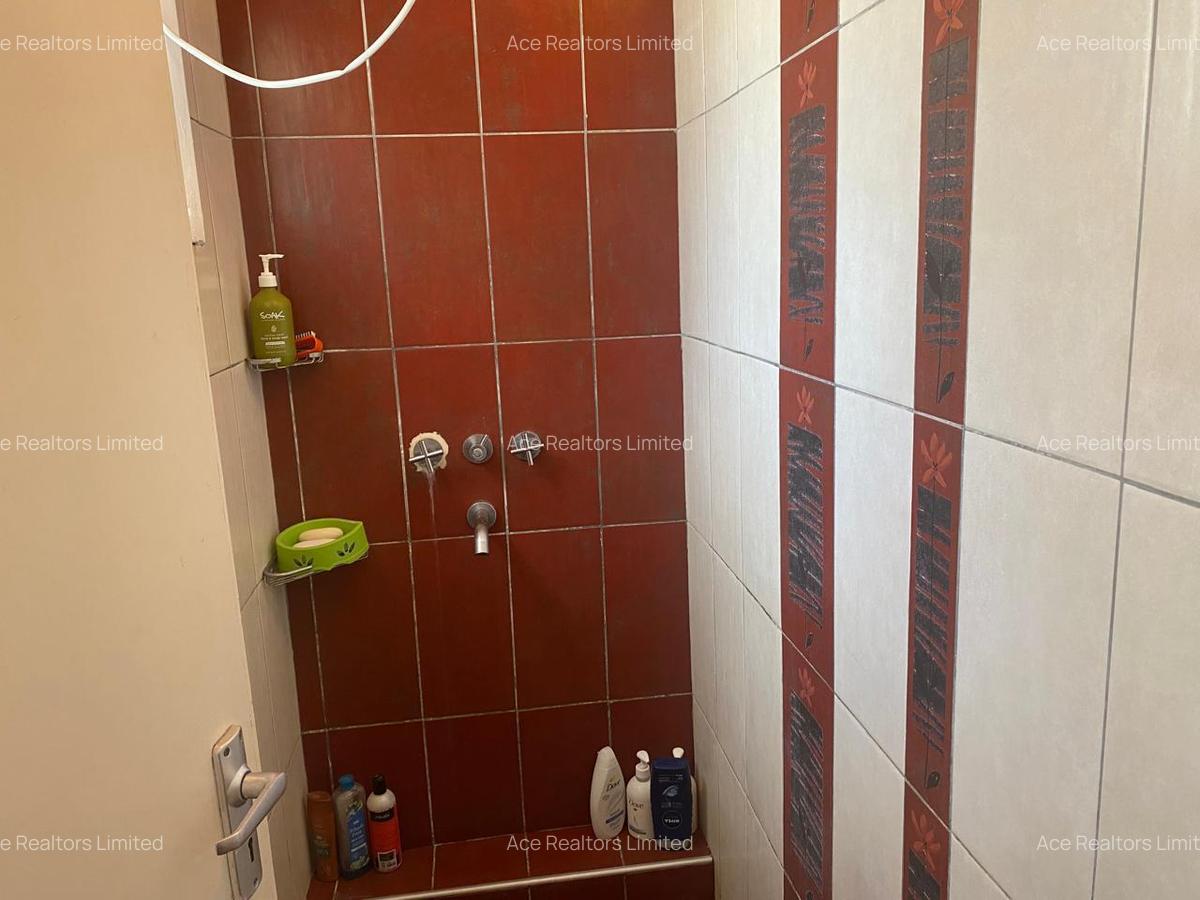 4 Bed Townhouse with En Suite at Brookside - 8