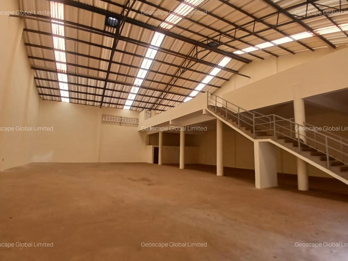 7,199 ft² Warehouse with Parking in Ruaraka - 4