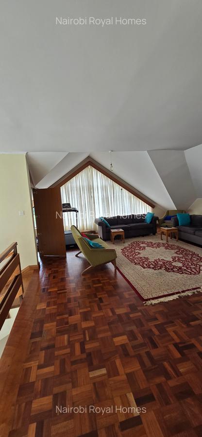 5 Bed Townhouse with En Suite at Lavington Green - 13