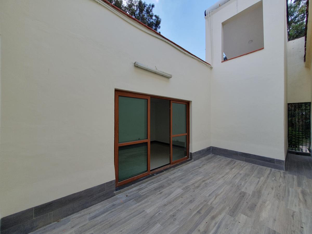 4 Bed Townhouse with En Suite at Grevillea Grove - 17