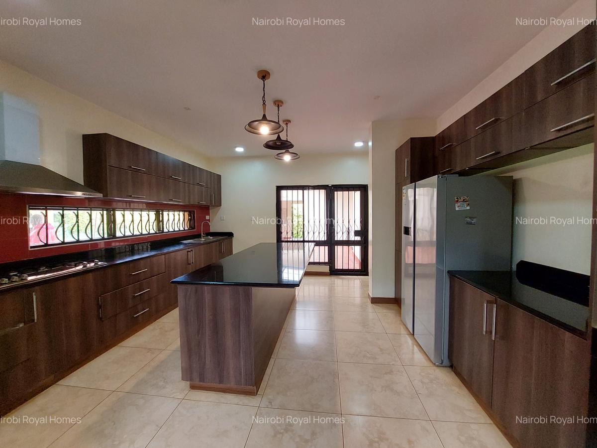 5 Bed House with En Suite at Runda Road - 12