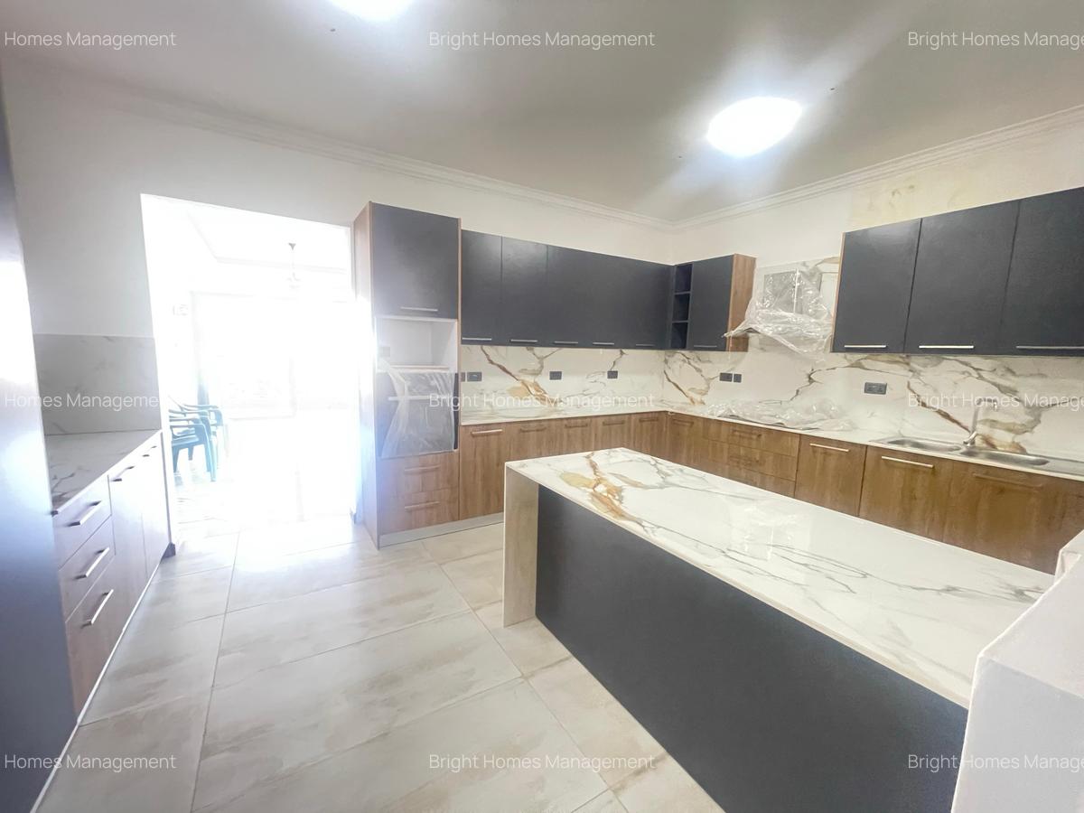 3 Bed Apartment with Swimming Pool in Kileleshwa - 8