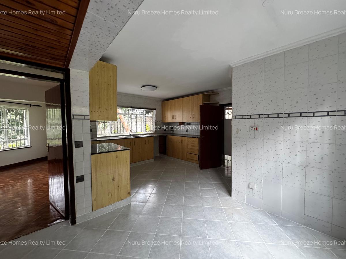 4 Bed House with En Suite in Gigiri - 14