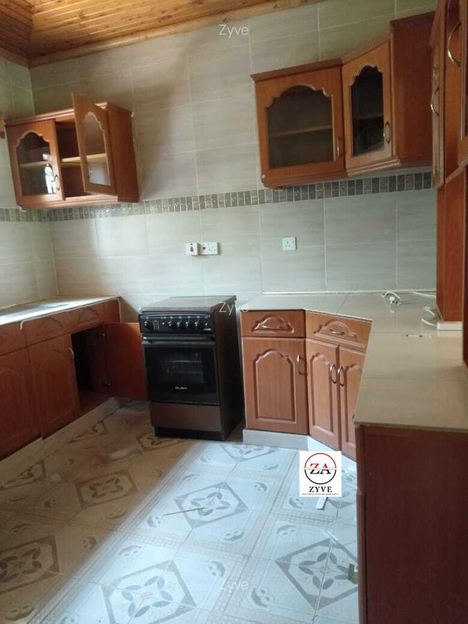 Serviced 2 Bed Apartment with En Suite in Runda - 15