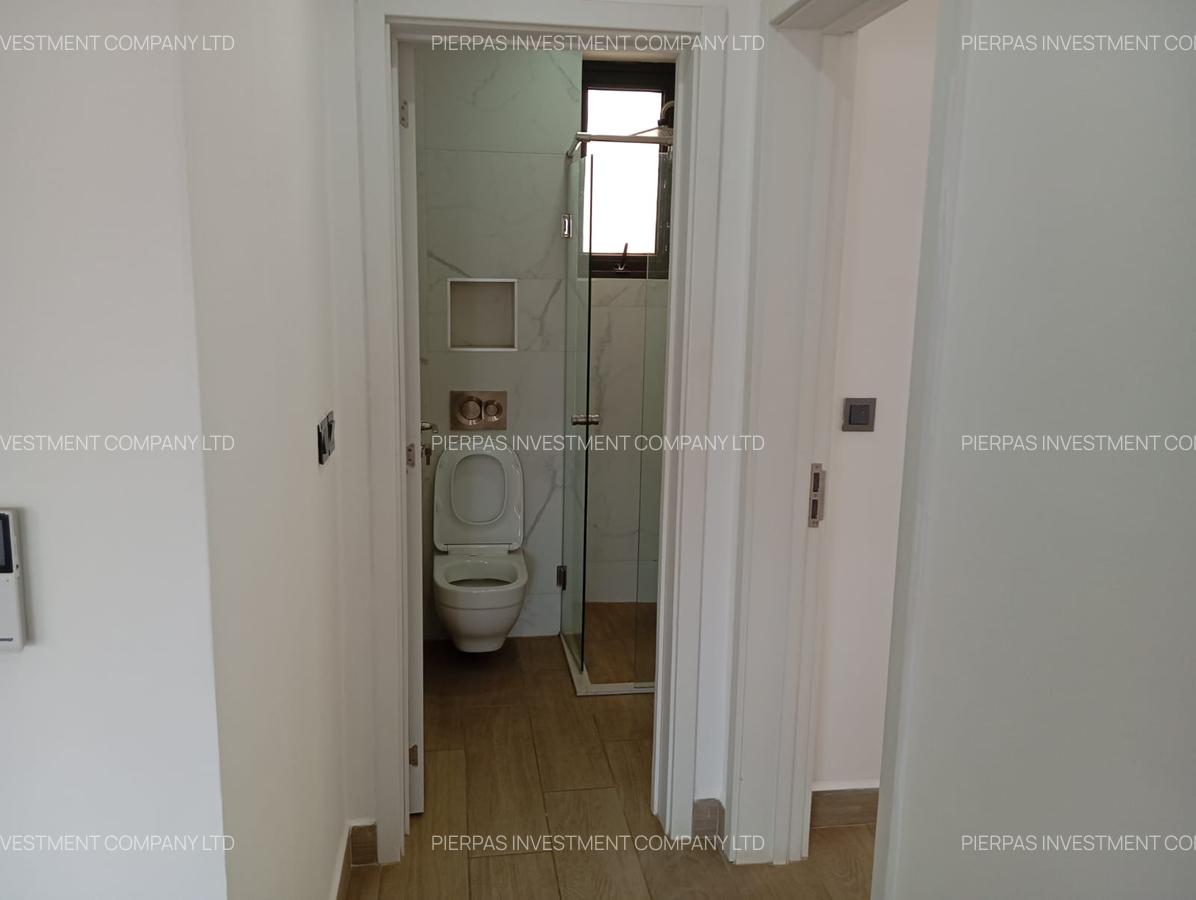 Serviced 3 Bed Apartment with En Suite in Riverside - 3