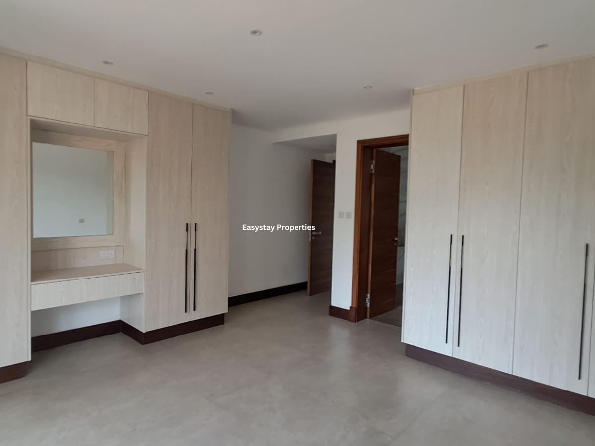 4 Bed Townhouse with En Suite in Kitisuru - 7