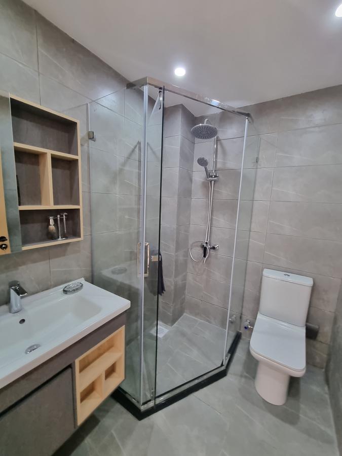 2 Bed Apartment with En Suite at Lavington - 4