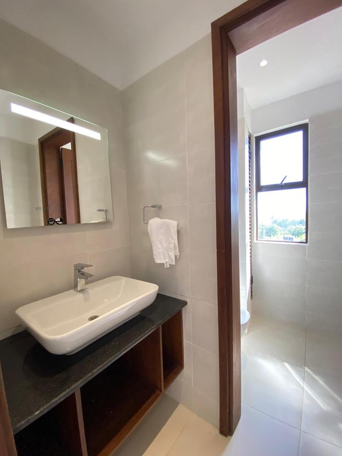 Serviced 3 Bed Apartment with En Suite in Nyali Area - 10