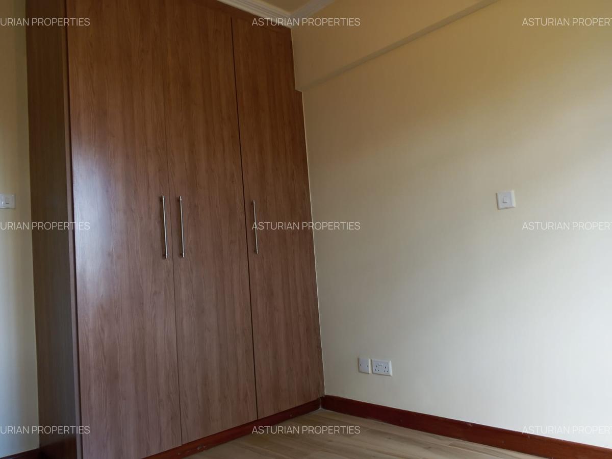 2 Bed Apartment with En Suite in Westlands Area - 3