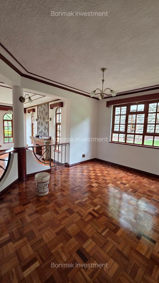 4 Bed Townhouse with En Suite at Lavington Green. - 13