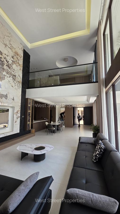 6 Bed Villa with En Suite in Lavington - 6