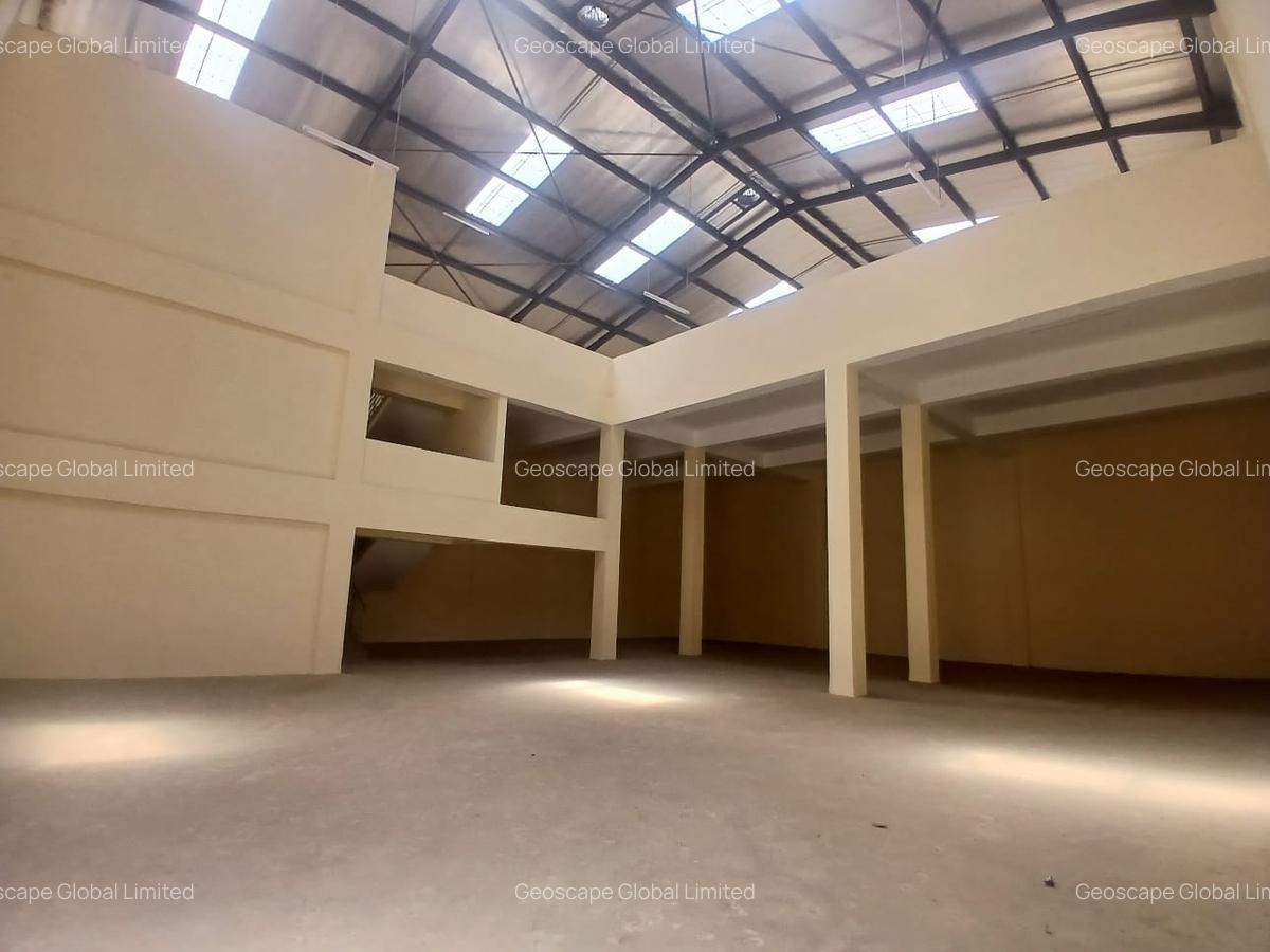7,200 ft² Warehouse with Parking in Ruaraka - 5