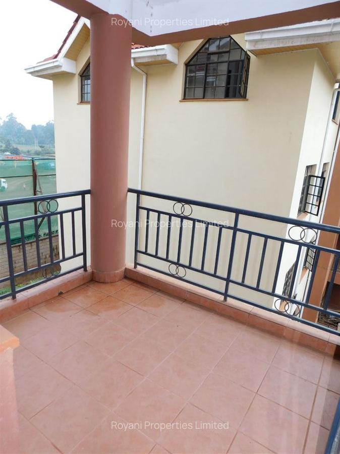 3 Bed Apartment with En Suite at Fourways Junction Estate - 15