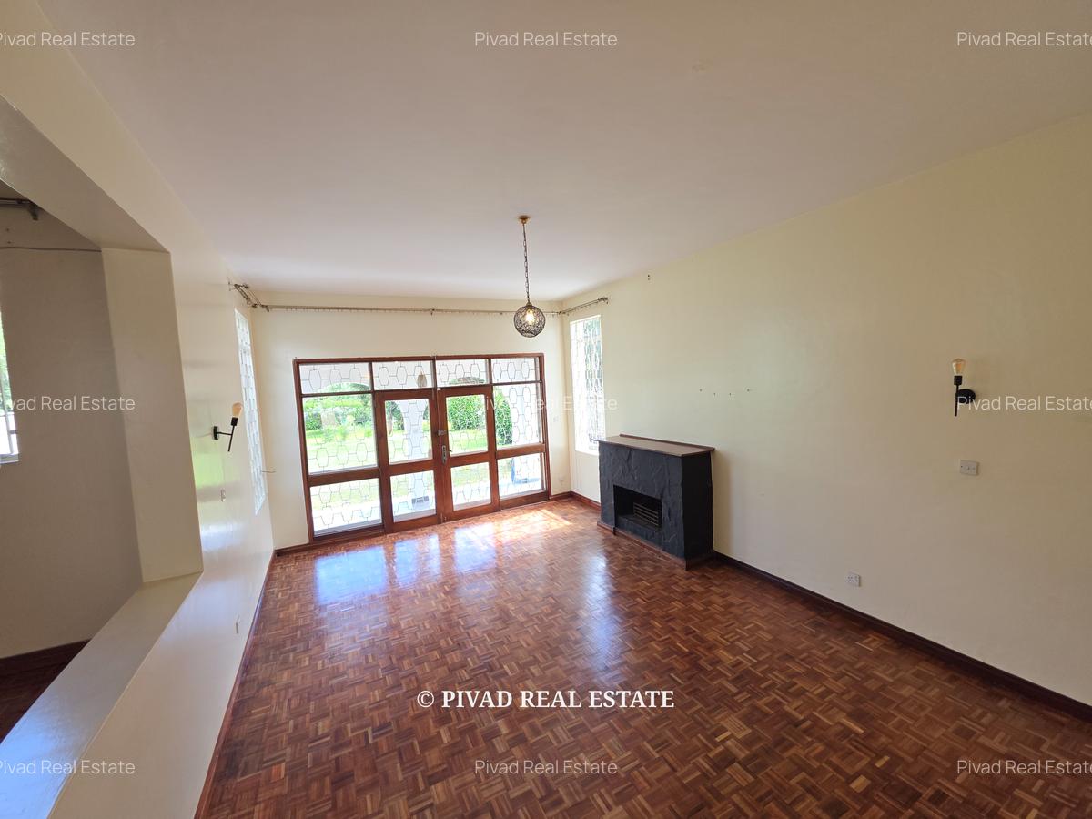 4 Bed House with Garden in Runda - 3