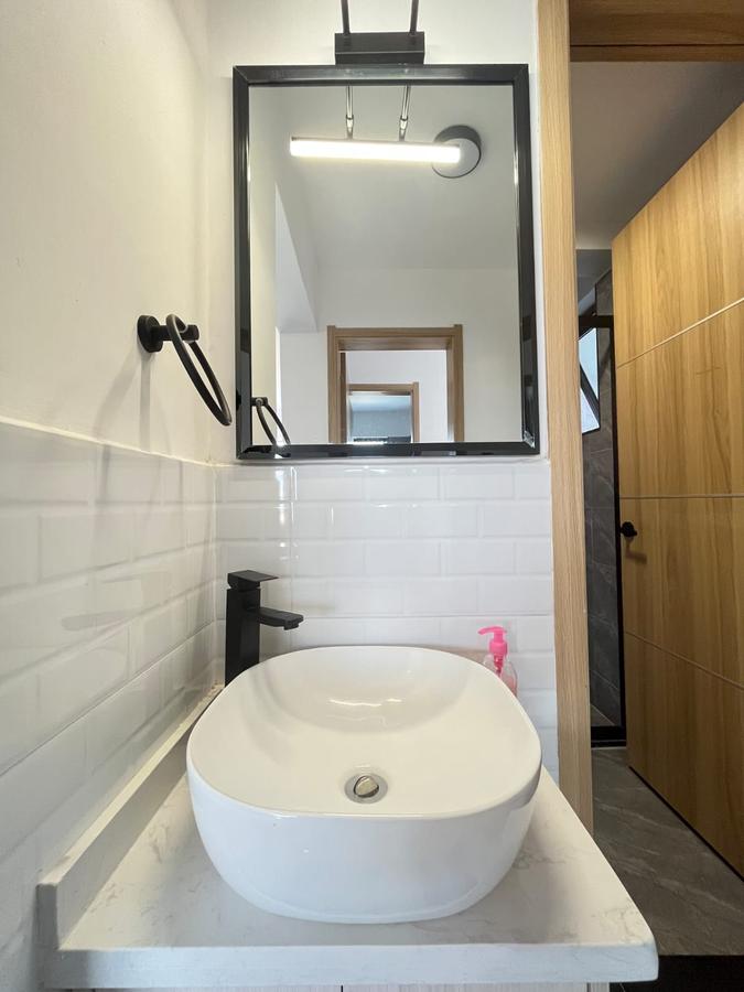 Serviced 2 Bed Apartment with En Suite at Wood Avenue - 11