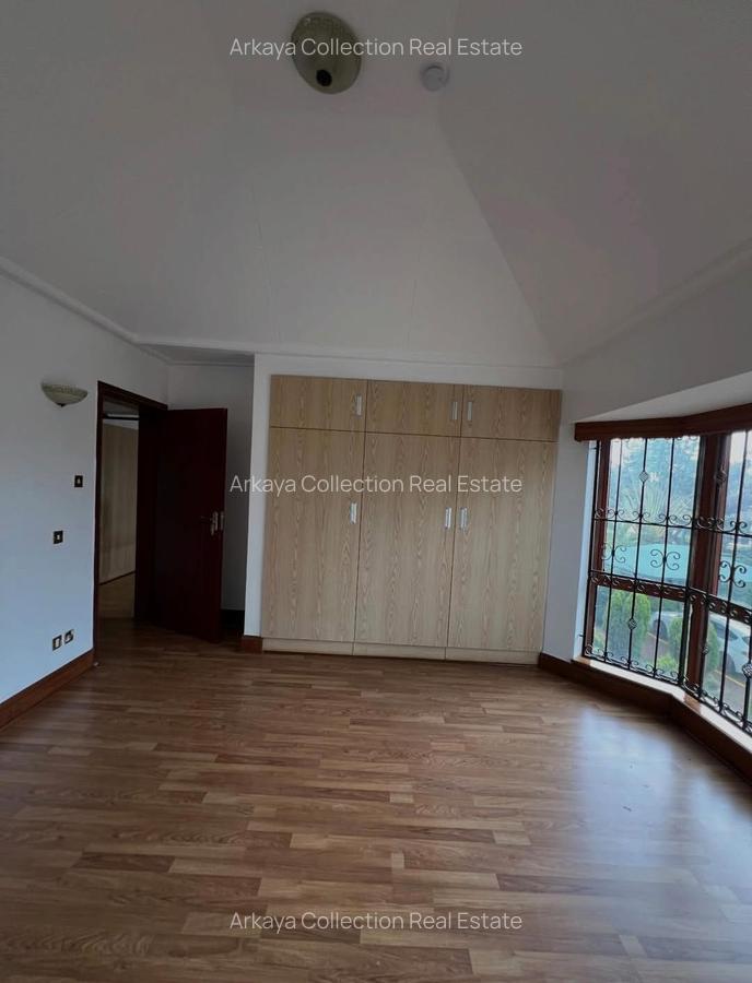 5 Bed Townhouse with En Suite in Runda - 7