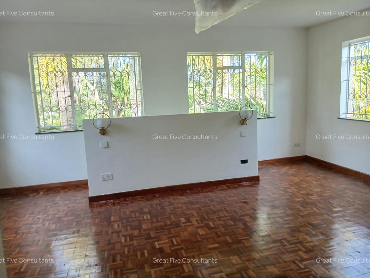 4 Bed Villa with En Suite in Runda - 17