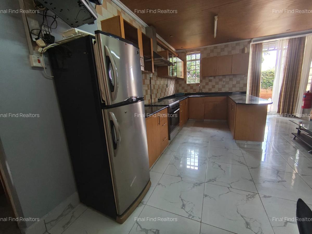 3 Bed House with En Suite in Runda - 6