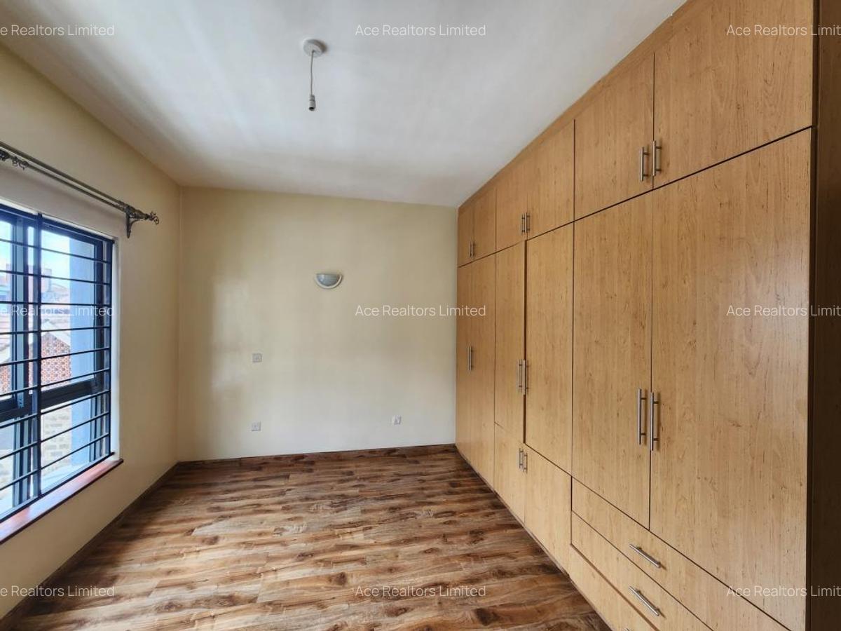 3 Bed Apartment with En Suite at Westlands - 15