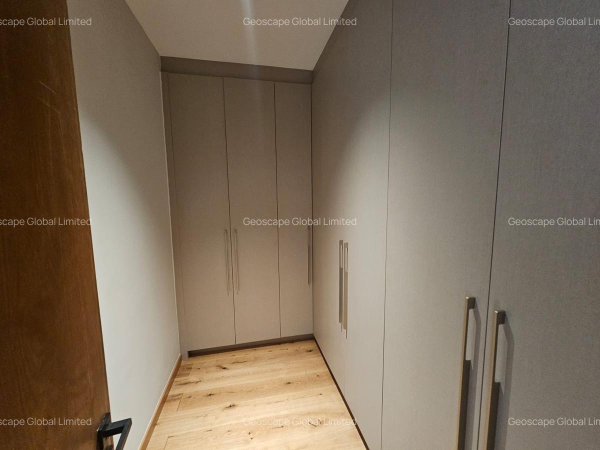 4 Bed House with En Suite in Loresho - 5