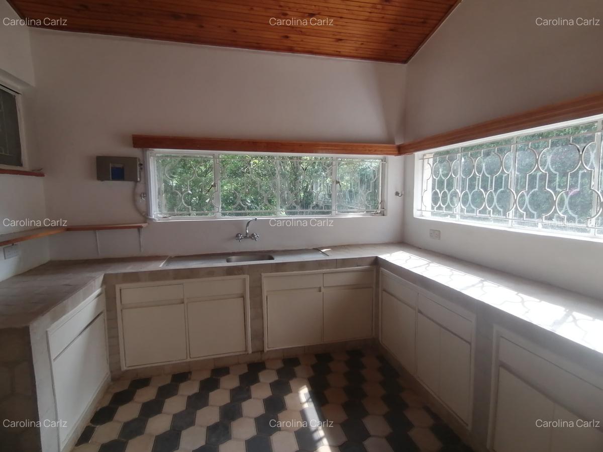 5 Bed House with En Suite at Gigiri Close To The Un - 9