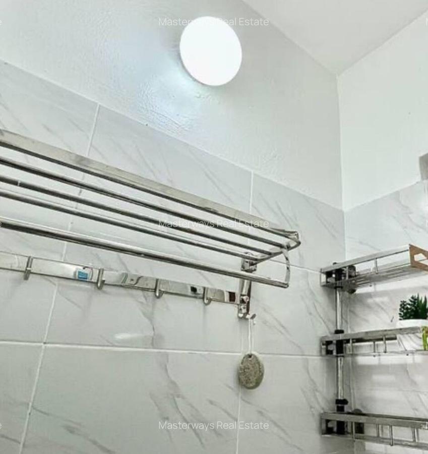 Serviced 1 Bed Apartment with En Suite at School Lane - 7