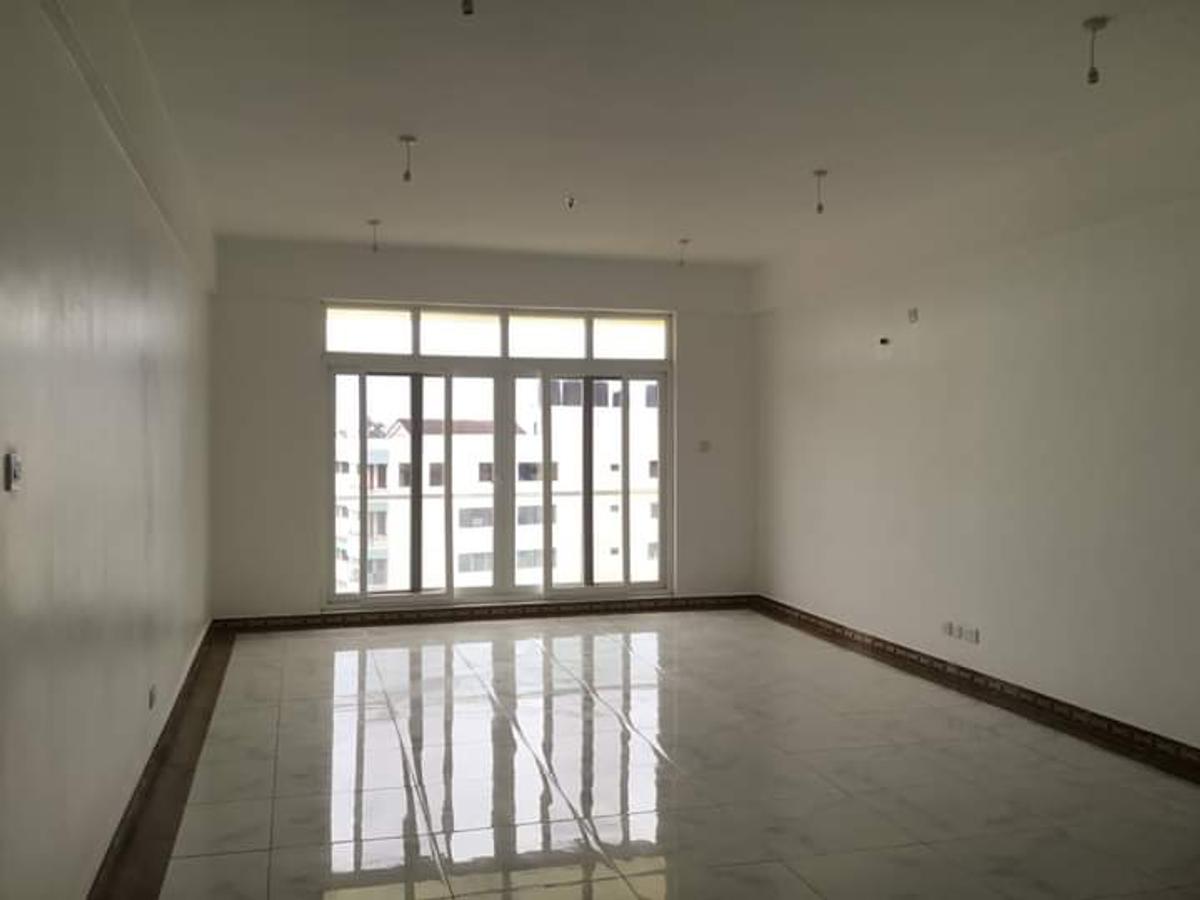 3 Bed Apartment with En Suite in Kizingo - 4