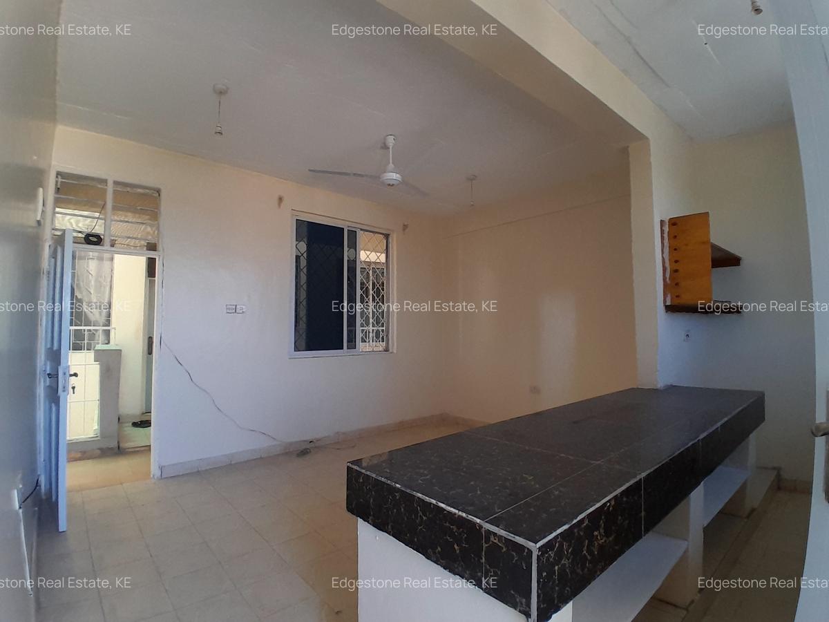 1 Bed Apartment with Borehole in Mtwapa - 10