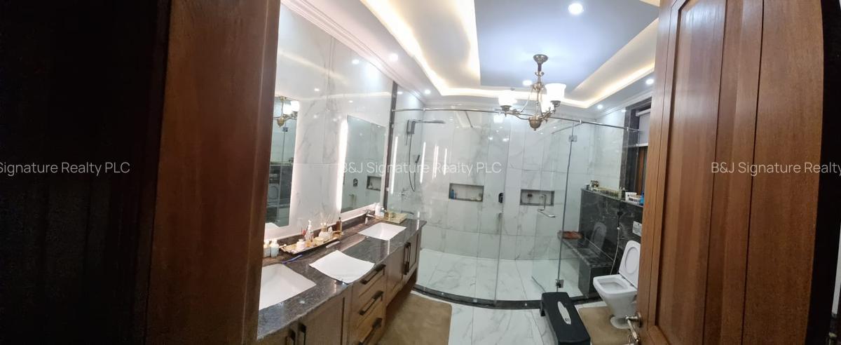 5 Bed Villa with En Suite in Lavington - 14