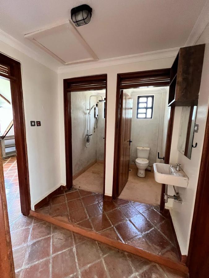 4 Bed House in Karen - 12