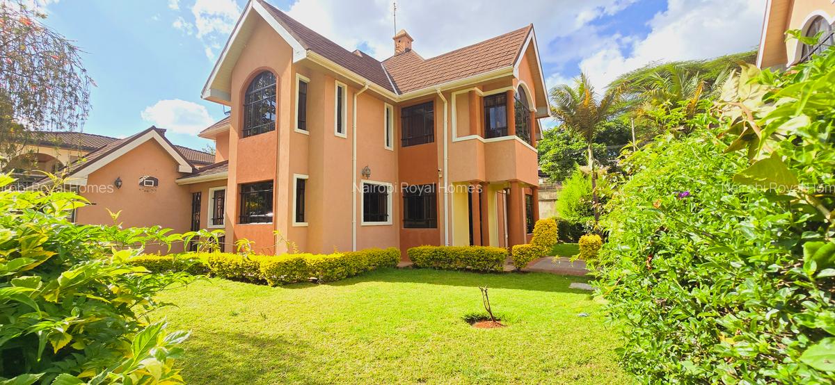 4 Bed Townhouse with En Suite at Lavington Green - 5