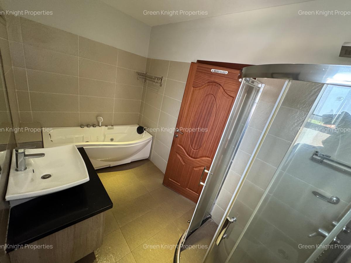 Serviced 3 Bed Apartment with En Suite in Kileleshwa - 16