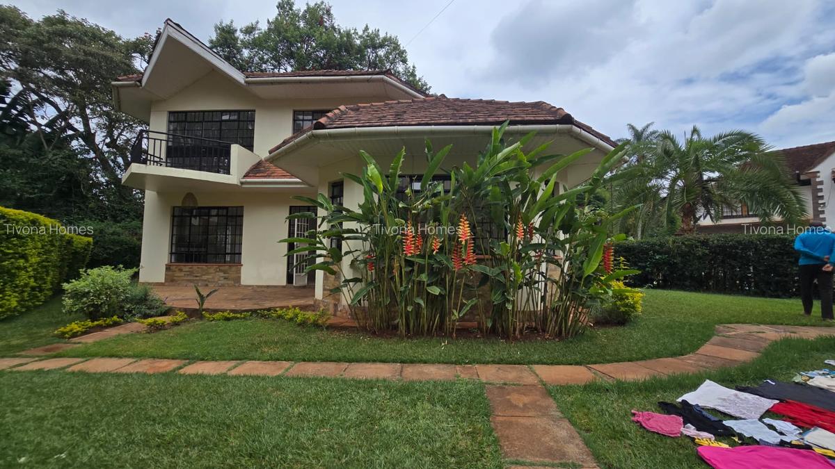 4 Bed House with En Suite in Spring Valley - 2