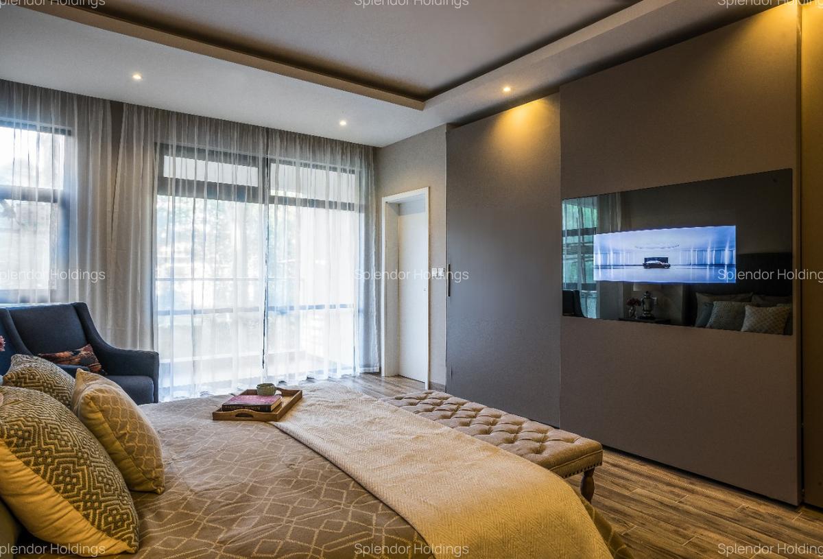 5 Bed Townhouse with En Suite in Lavington - 11