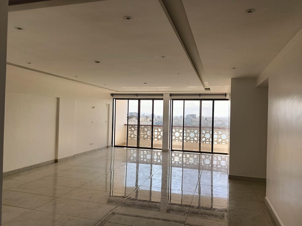 Serviced 3 Bed Apartment with En Suite at Cement Road - 8