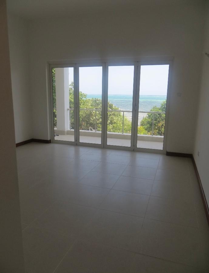 3 Bed Apartment with En Suite at Baobab Road - 7