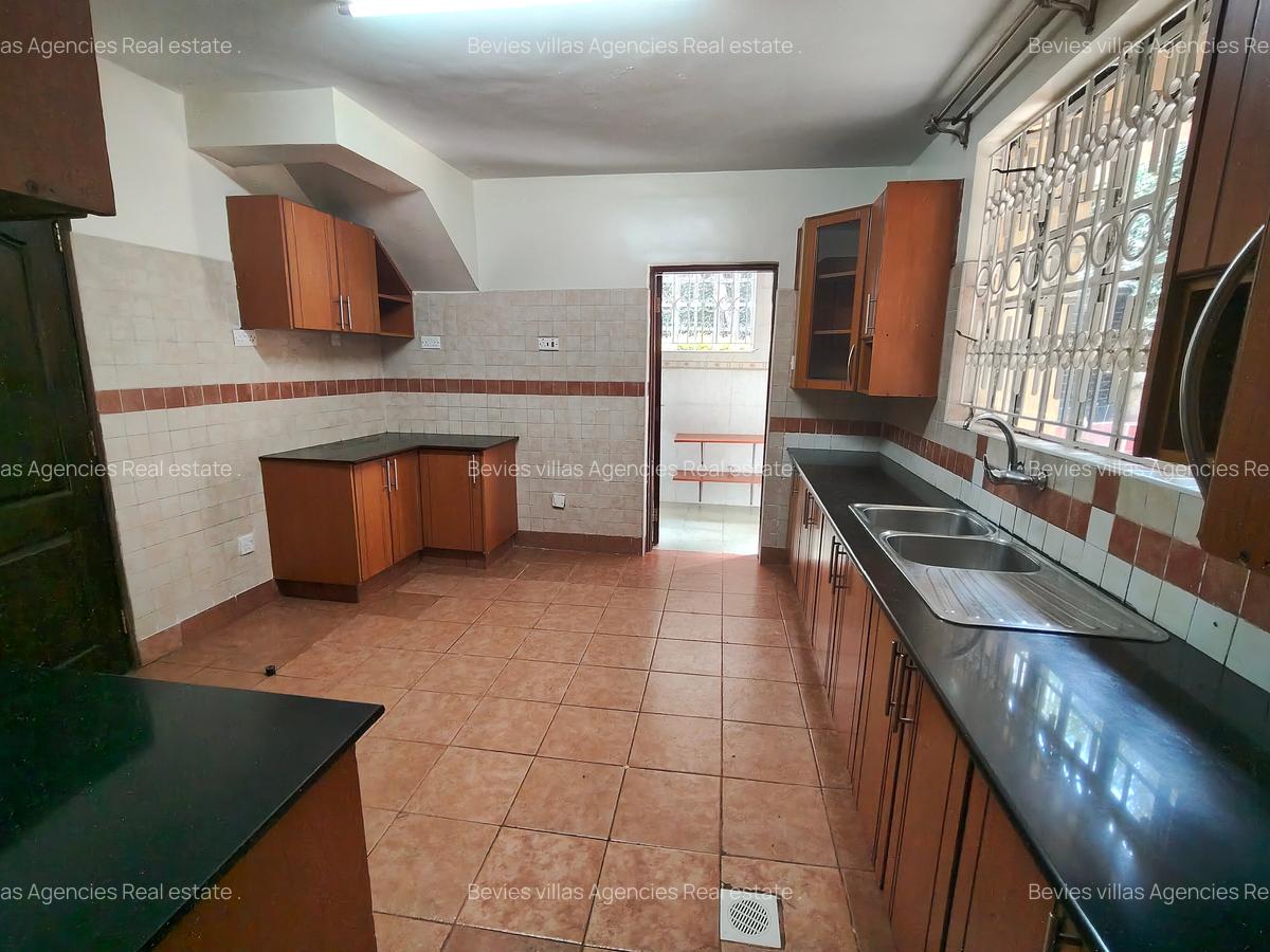 4 Bed Townhouse with En Suite at Kileleshwa - 16