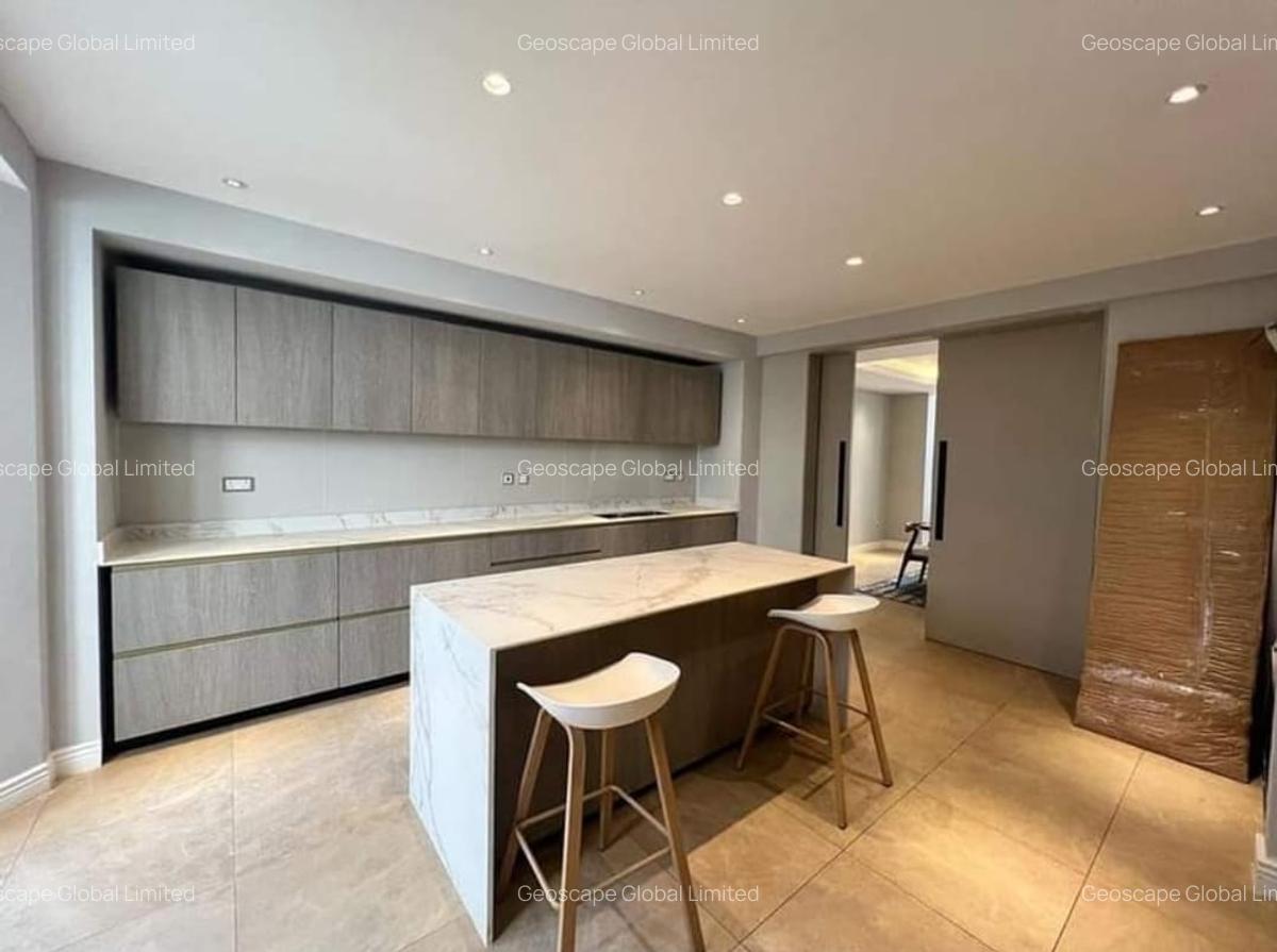 5 Bed Townhouse with En Suite in Runda - 7