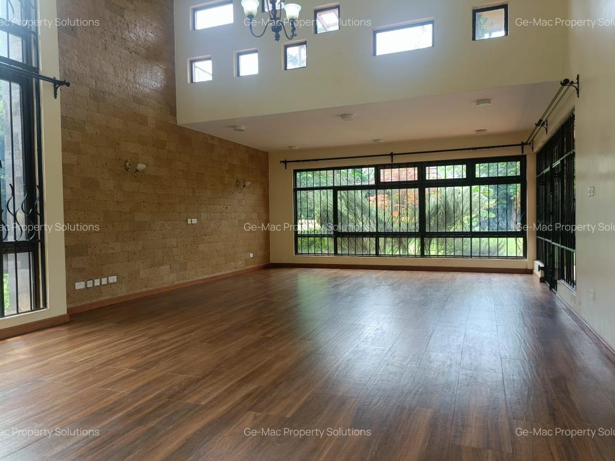 4 Bed House with En Suite in Runda - 14