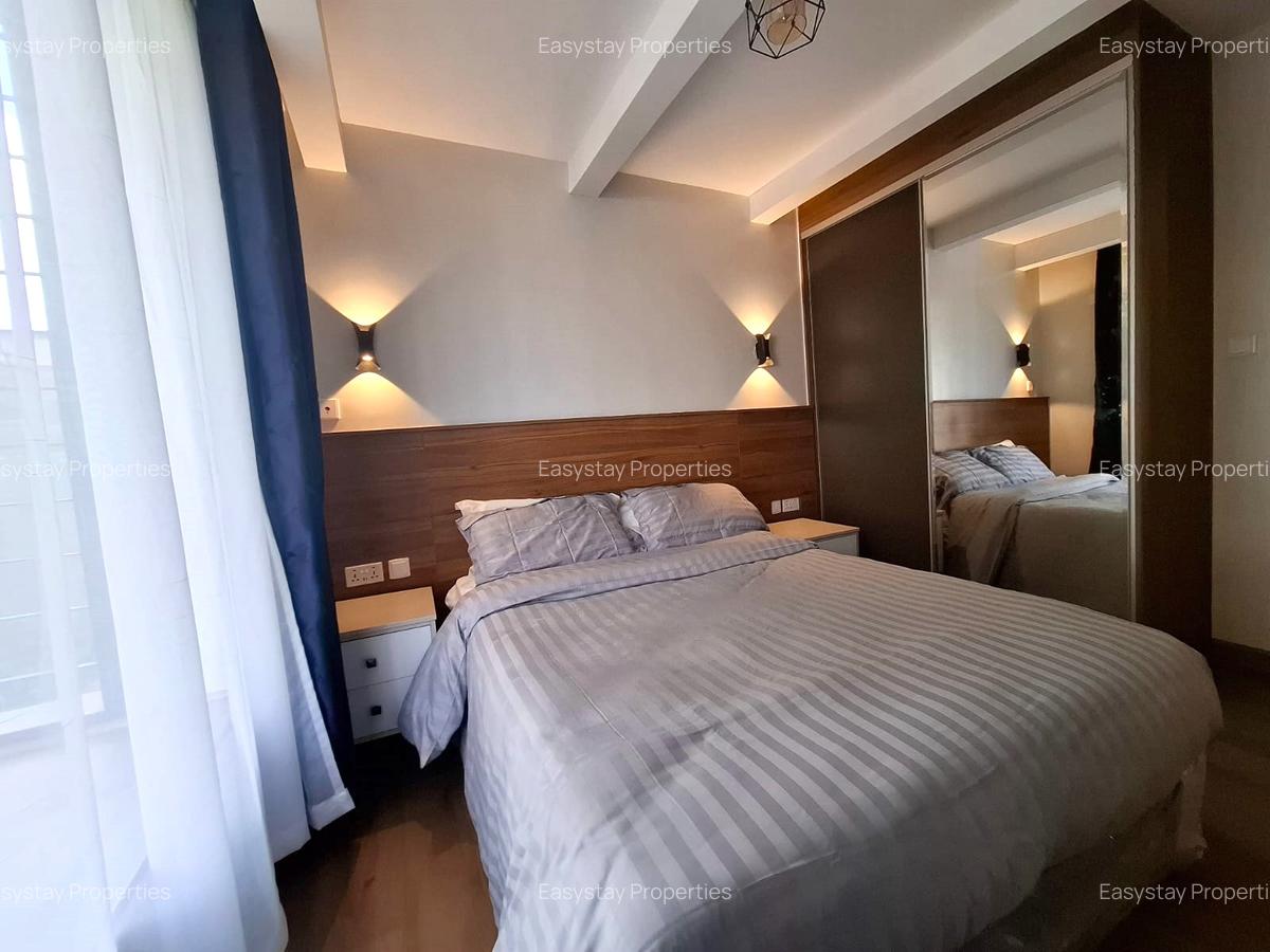 2 Bed Townhouse with En Suite in Ridgeways - 5