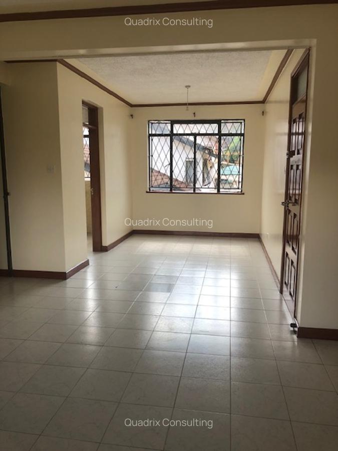 Serviced 2 Bed Apartment with En Suite at Argwings Khodeck Road - 1