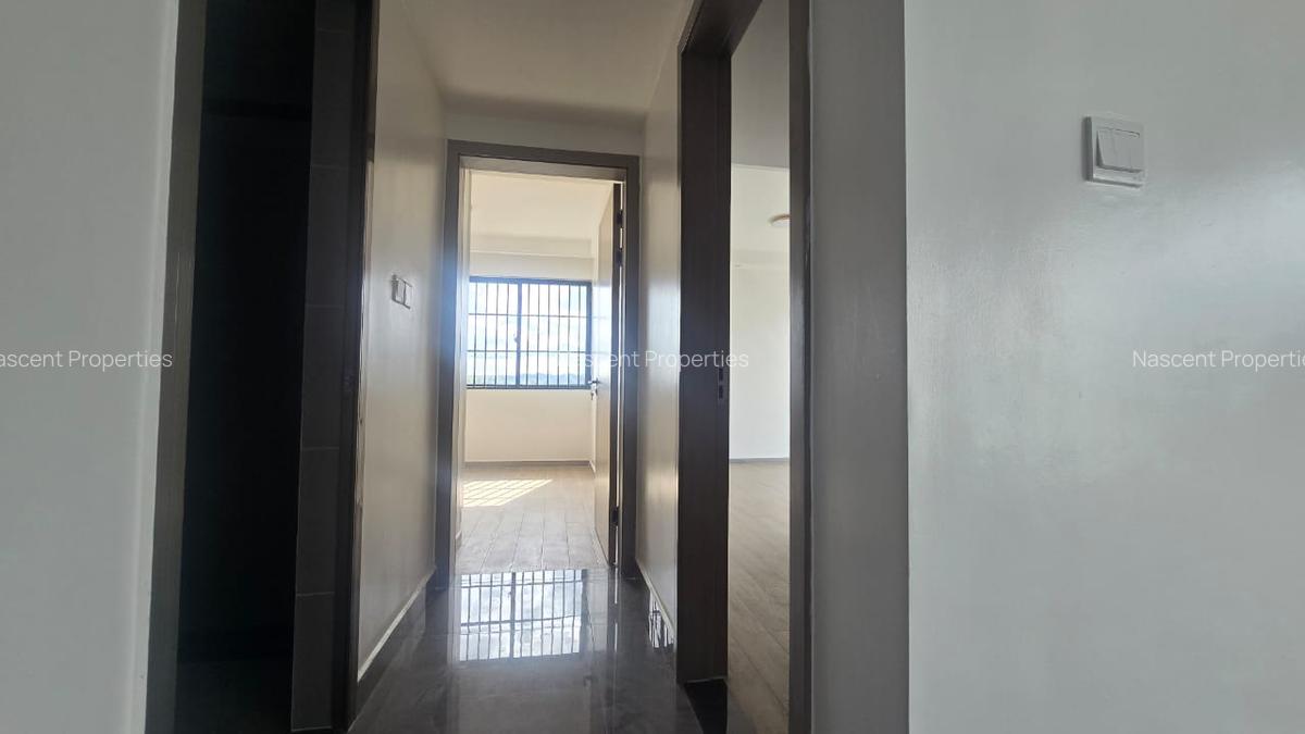 2 Bed Apartment with En Suite in Riverside - 11