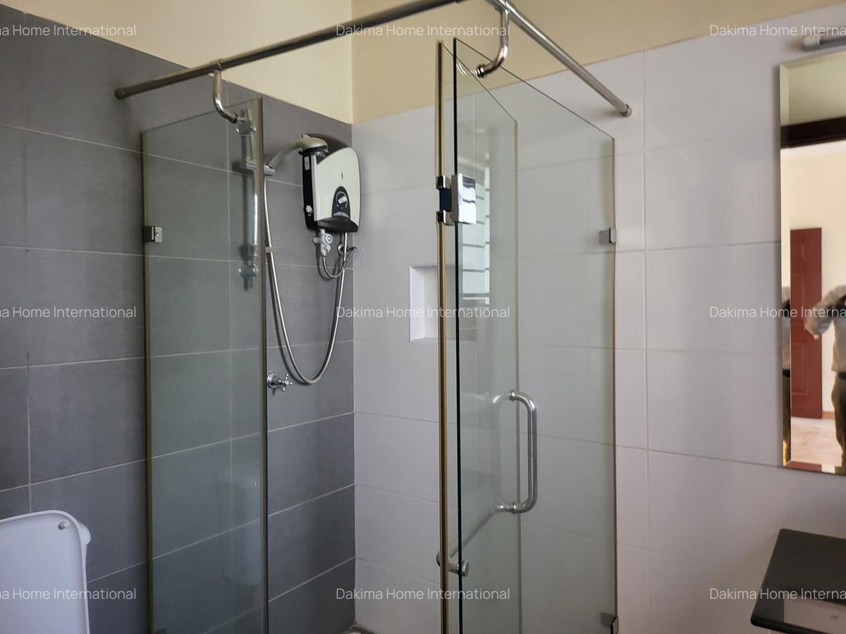 2 Bed Apartment with En Suite in Rhapta Road - 15