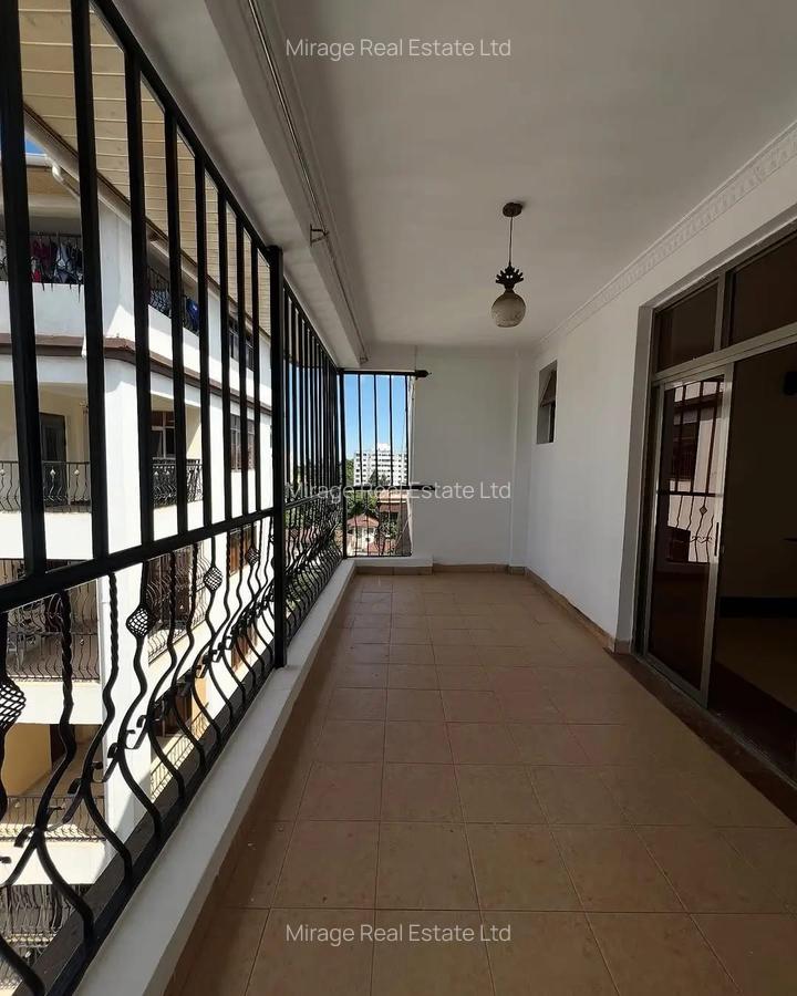 3 Bed Apartment with Swimming Pool in Lavington - 14